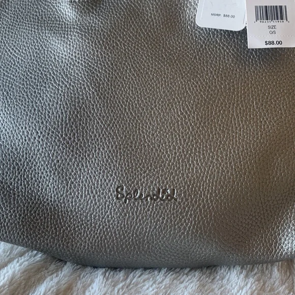 NWT Splendid Reversible Tote Pewter/blue& white inside magnetic closure - Picture 2 of 8